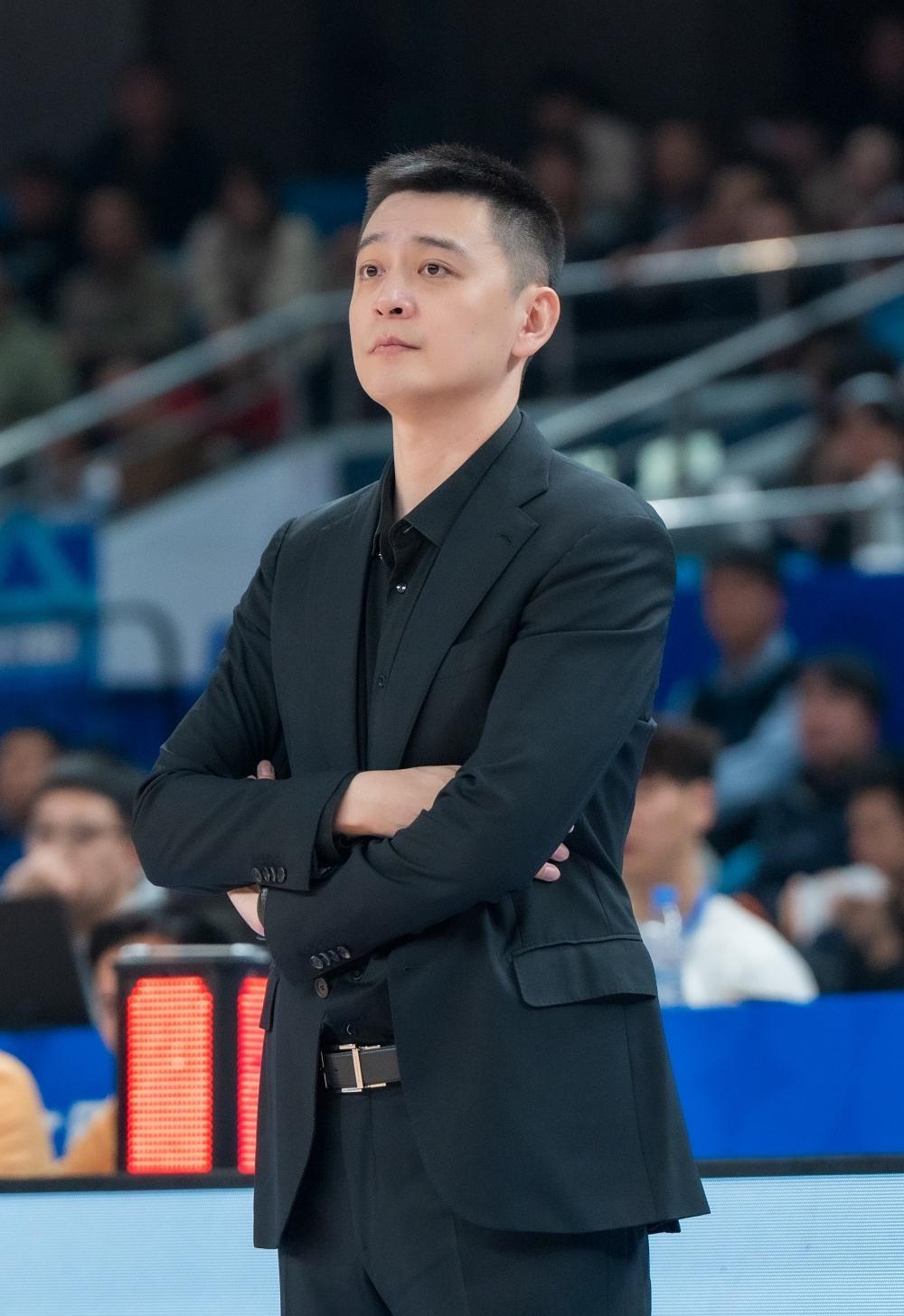 世界杯注册-刚宣布离队，杨鸣闪电上岗！首秀日公布